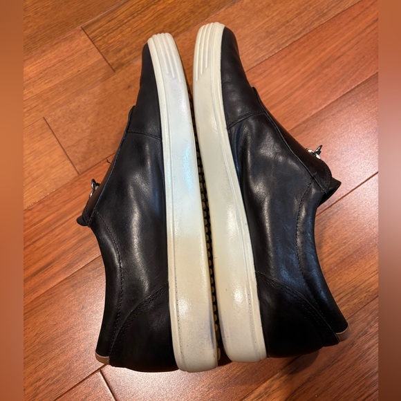 Ecco Black Leather sneakers size 9 - Picture 4 of 8